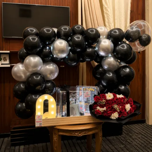 Luxury Birthday Cake &amp;amp;amp; Balloon Gift Hamper